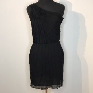 HALSTON rosette silk chiffon one shoulder tunic top